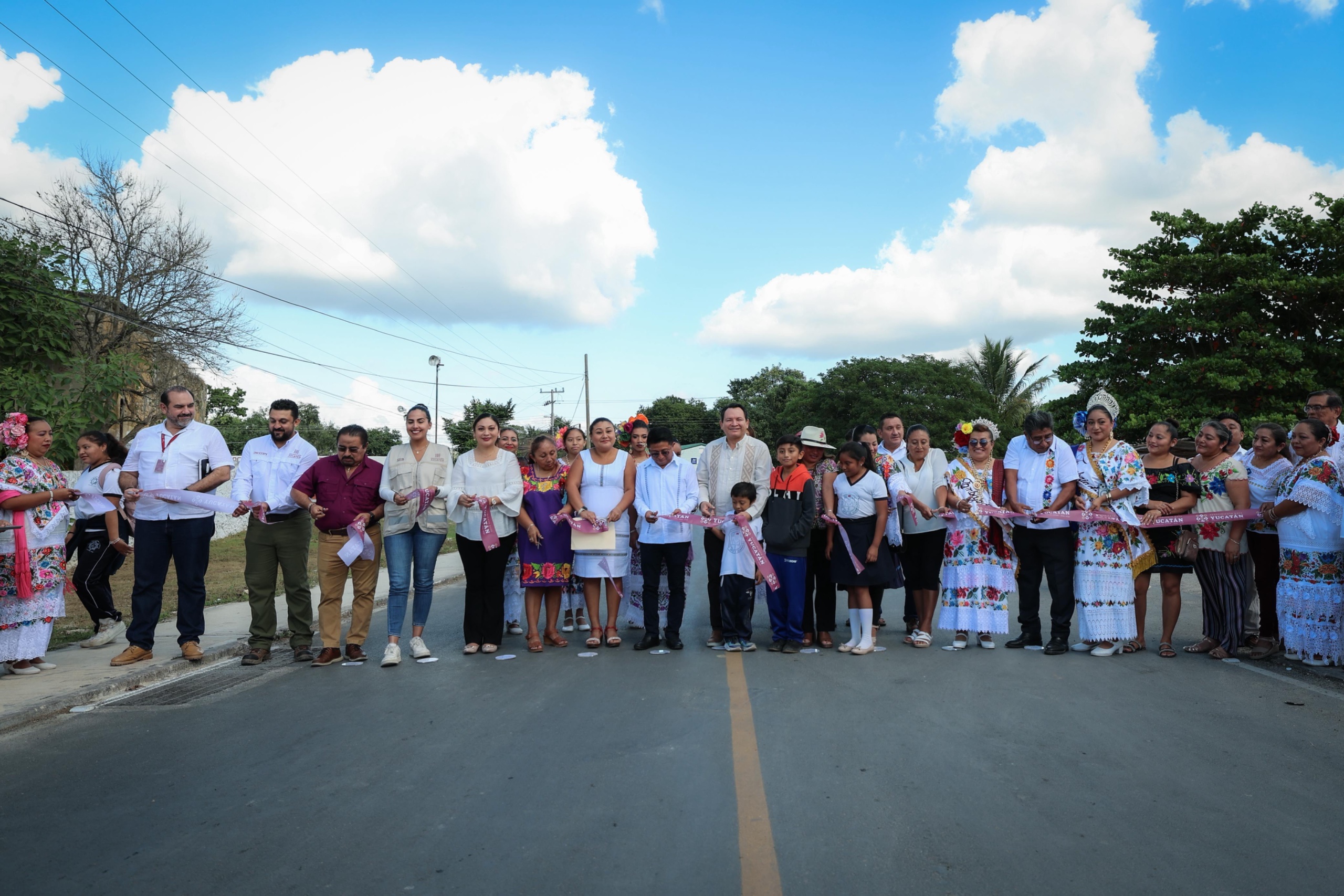 Después de 20 años, Sahcabá y Xocchel recuperan una carretera segura