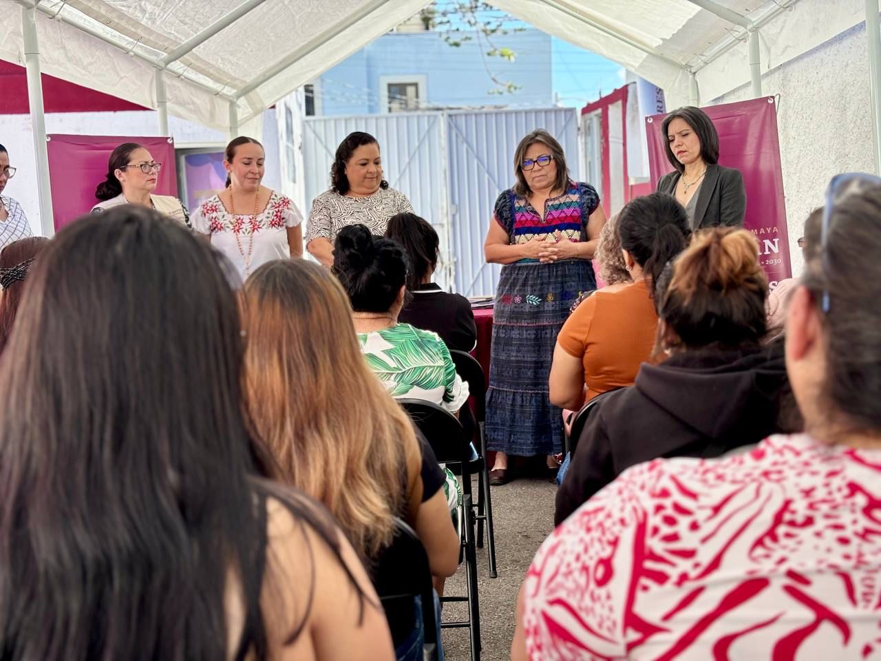 Entregan apoyos a mujeres víctimas de violencia de género