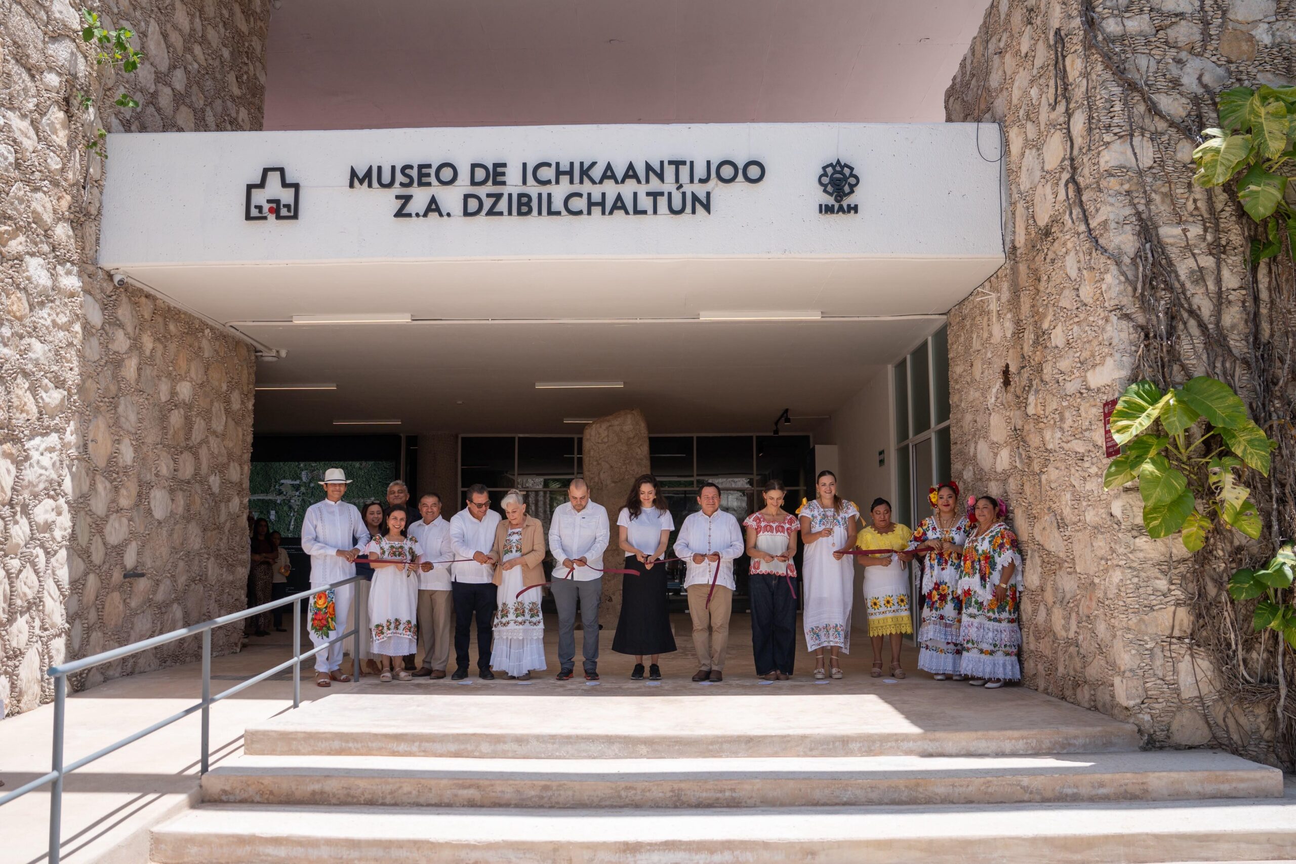 Gobierno de México y Renacimiento Maya impulsan conservación del patrimonio histórico de Yucatán
