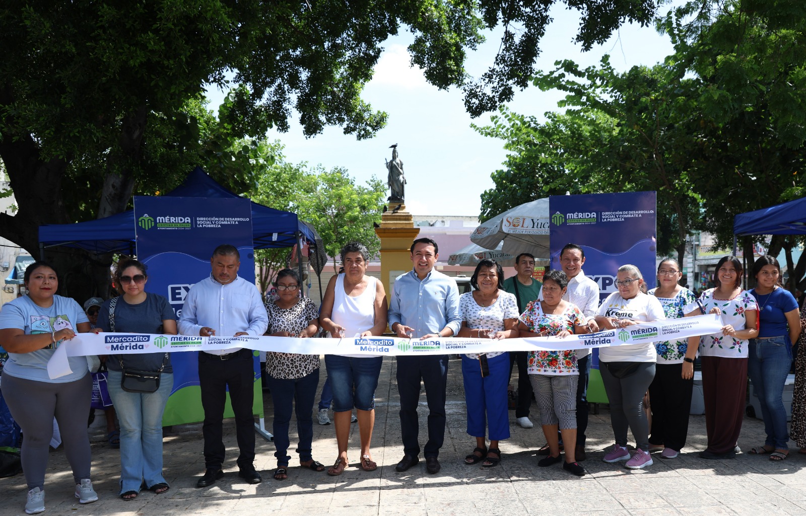 Ayuntamiento inaugura Expo Mercadito Mérida, edición de verano, en el Parque Eulogio Rosado