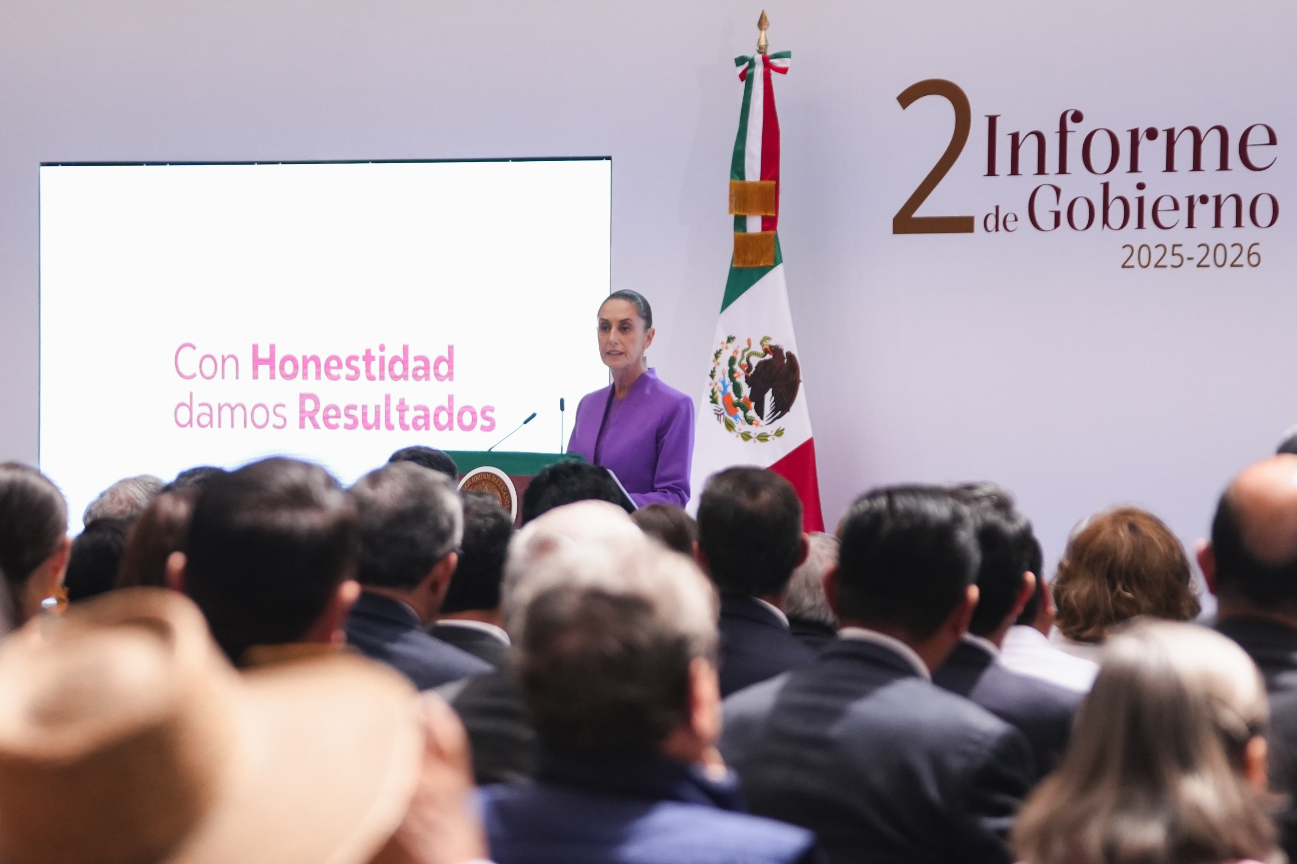 LA ECONOMÍA MEXICACANA SE MANTIENE ESTABLE Y AVANZANDO: PRESIDENTA CLAUDIA SHEINBAUM EN SEGUNDO INFORME