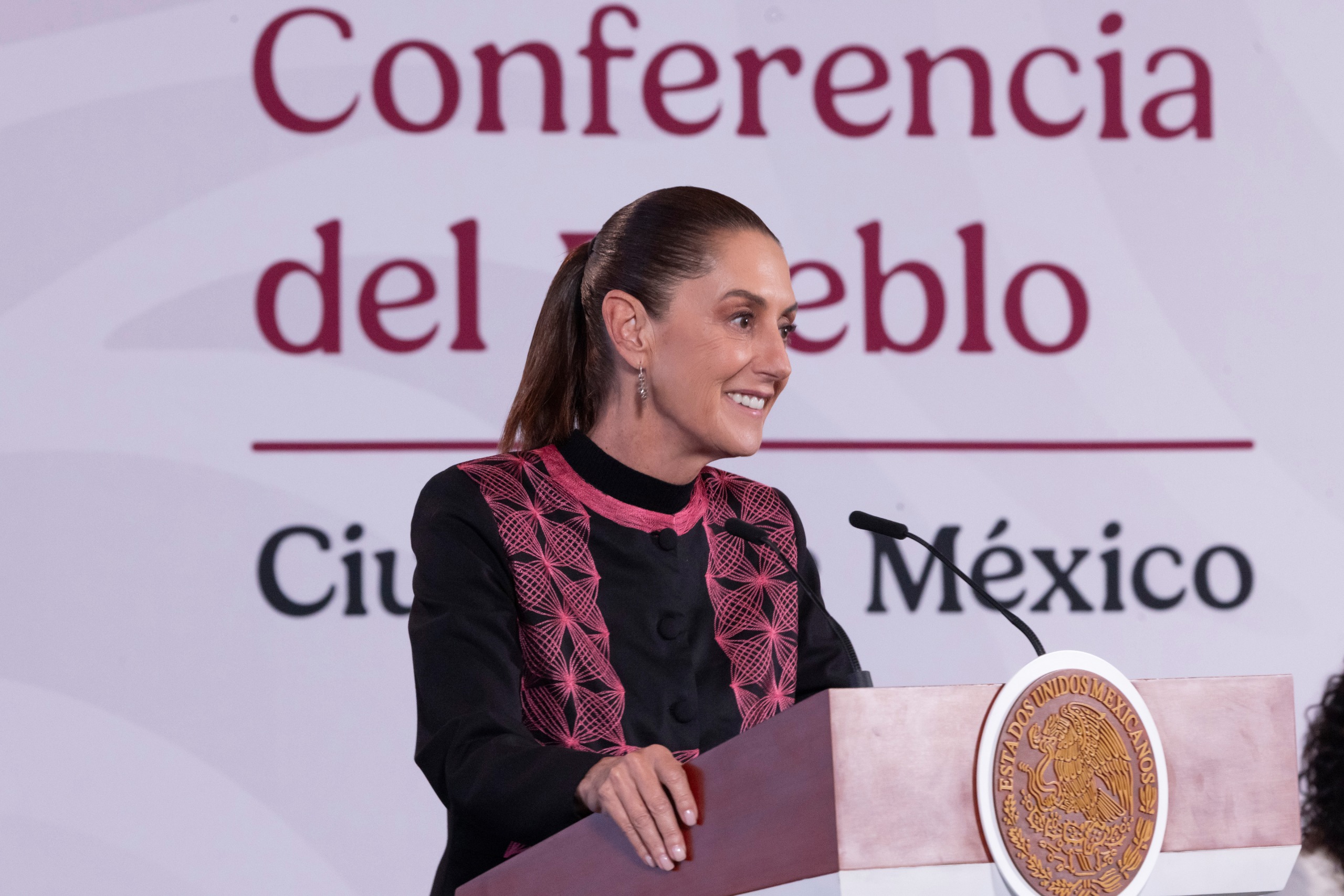 PRESIDENTA CLAUDIA SHEINBAUM RESALTA APROBACIÓN DE 27 REFORMAS CONSTITUCIONALES Y 76 REFORMAS LEGALES QUE RECUPERAN EL SENTIDO SOCIAL Y LA SOBERANÍA EN LA CONSTITUCIÓN