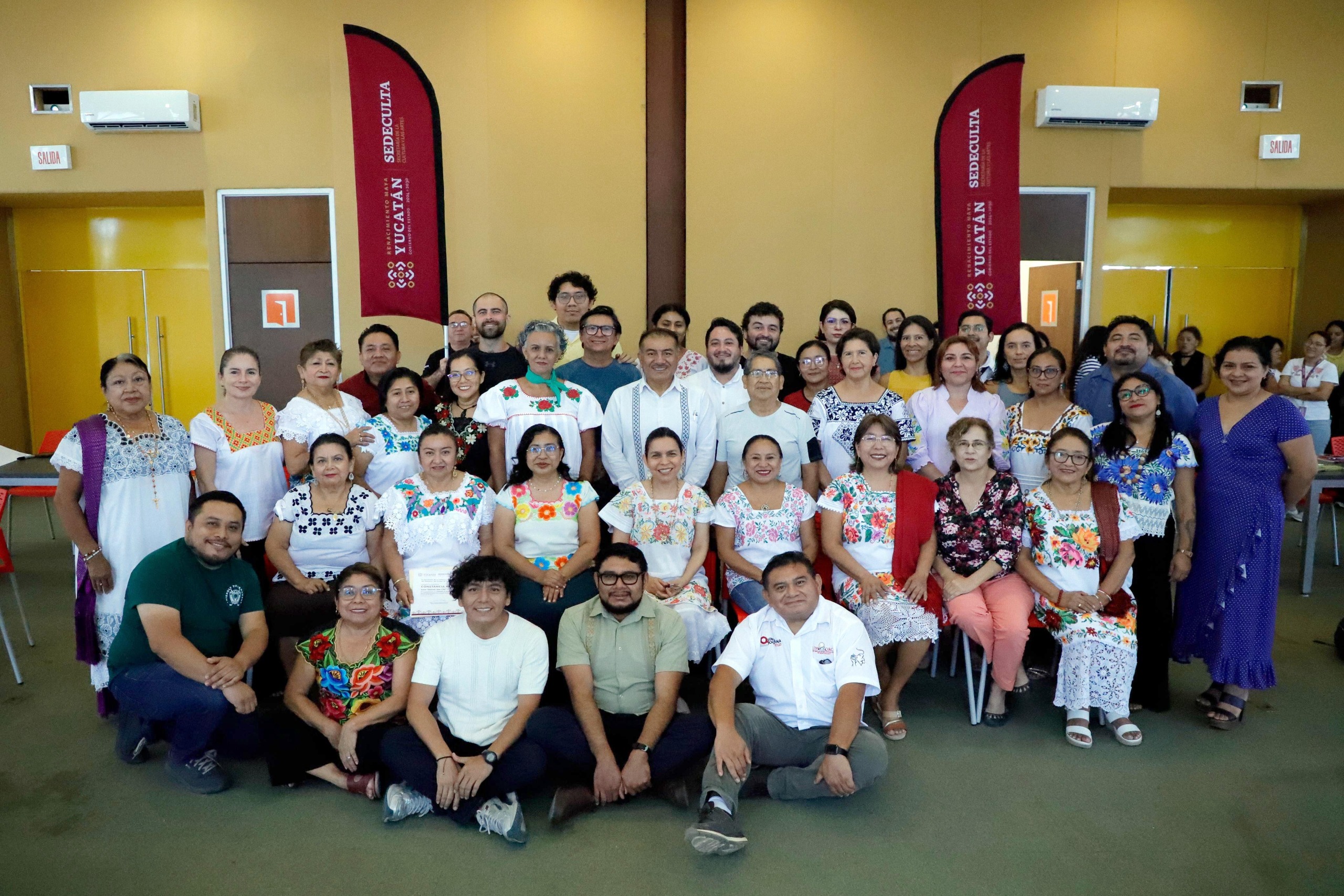 Concluye primer Seminario de Filología Maya en el Gran Museo del Mundo Maya