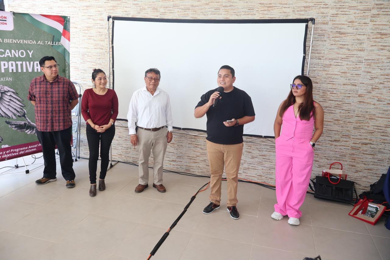 Democracia y participación ciudadana en el taller “Sistema Político Mexicano y Ciudadanía Participativa”
